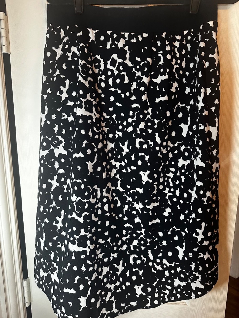cabi Dixon Skirt Black White Floral Midi Faux-Wrap NWOT Medium